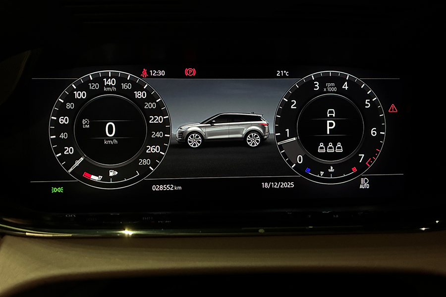 Range Rover Evoque P300 R-Dynamic HSE